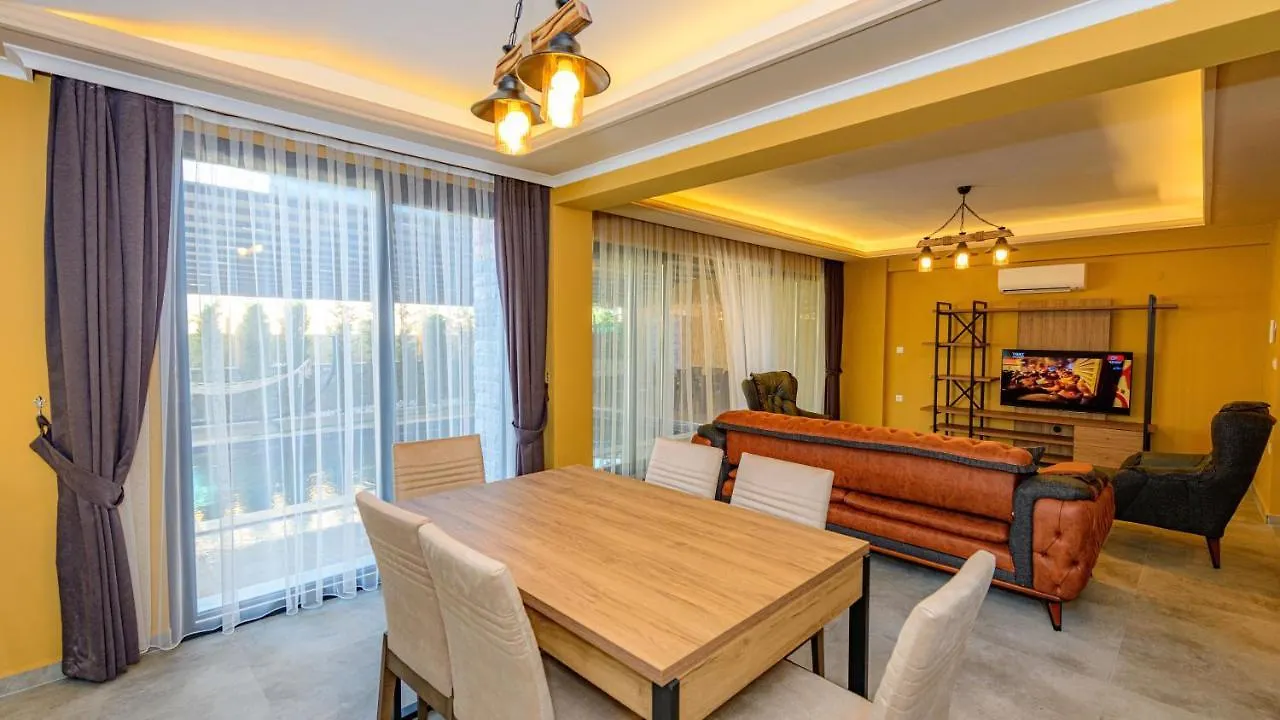 Soeguet 4 - 4 Bedroom With Jacuzzi In 费特希耶 别墅