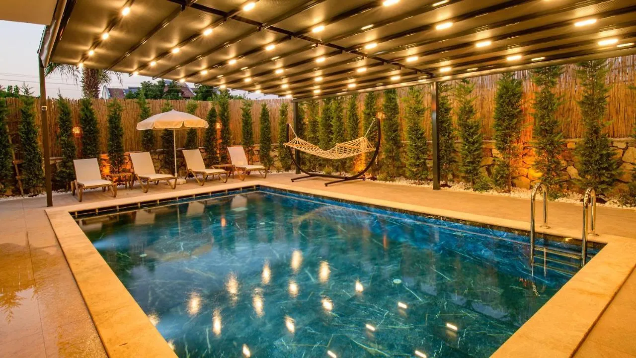 Soeguet 4 - 4 Bedroom With Jacuzzi In 费特希耶 土耳其